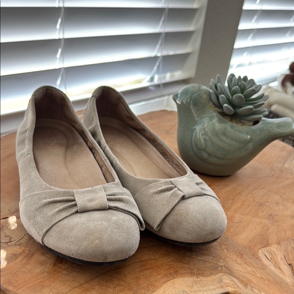 Dansko light gray Women's Flats